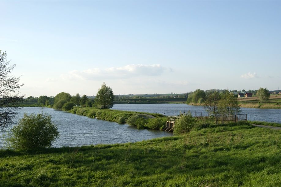 Zeslawice_Lakes,_Nowa_Huta,_Krakow,_Poland